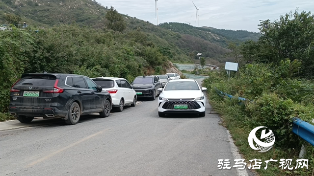 國慶黃金周黃石頭村鄉(xiāng)村旅游人氣旺 農(nóng)家樂民宿預(yù)訂火爆??