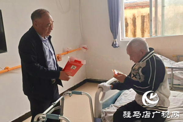 張銀良深入驛城區(qū)看望慰問集中托養(yǎng)殘疾人