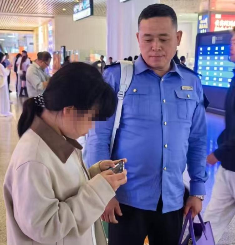 這個(gè)國(guó)慶長(zhǎng)假，6個(gè)平凡人的不凡瞬間感動(dòng)億萬(wàn)網(wǎng)友