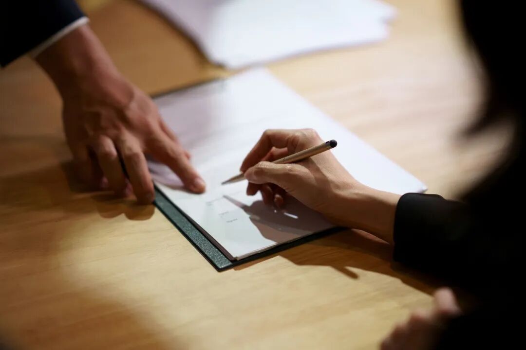 換了家公司，工齡被“抹零”了？警惕這種“切斷工齡”的套路