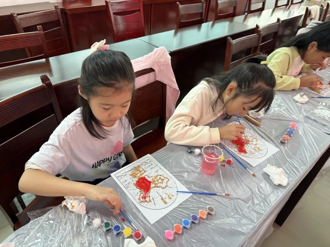 駐馬店市博物館手繪野生玩家集合，用畫筆“炸”出你的專屬風格