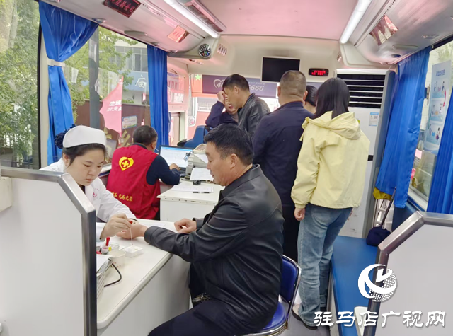 駐馬店經(jīng)濟開發(fā)區(qū)關(guān)王廟鄉(xiāng)開展無償獻血活動