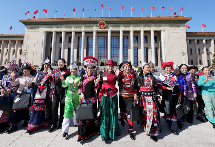 “每一位婦女都是時代的書寫人、追夢的奮斗者”——以習(xí)近平同志為核心的黨中央引領(lǐng)推動新時代婦女事業(yè)發(fā)展和婦聯(lián)工作紀實