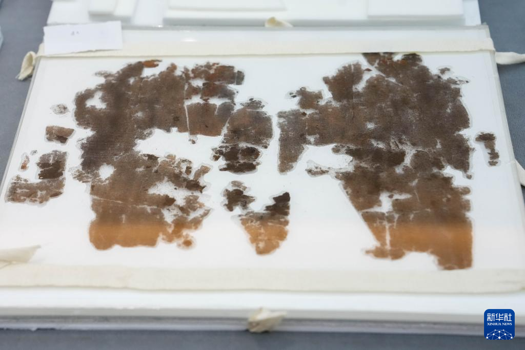 國(guó)寶安家！子彈庫(kù)戰(zhàn)國(guó)帛書正式入藏湖南省博物館