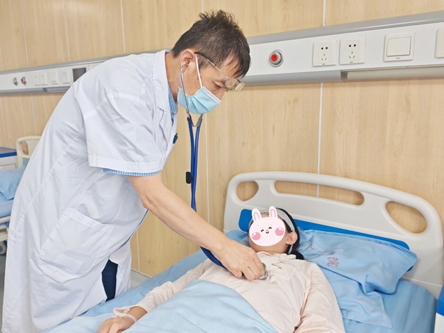 安徽姑侄跨省求醫(yī) 駐馬店市第二人民醫(yī)院(鄭州大學(xué)附屬腦病醫(yī)院)“心身同治” 解多年病痛?