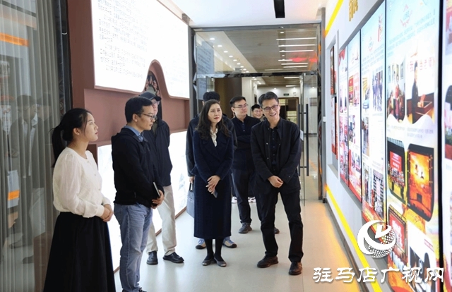 中國(guó)教育報(bào)刊社一行到駐馬店職業(yè)技術(shù)學(xué)院參觀調(diào)研