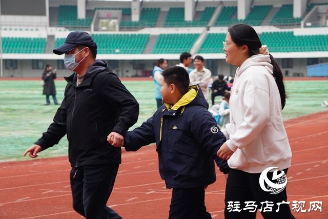 “薯樂運動會”溫暖舉行 志愿者與特殊兒童共赴快樂之約