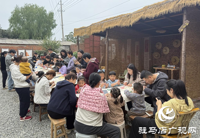 窯烤面包體驗(yàn)活動(dòng)受歡迎 市民親手制作感受生活溫度??