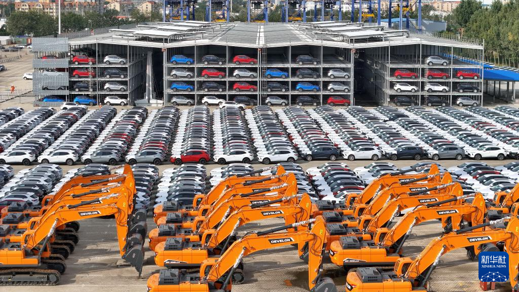 前三季度中國GDP同比增長5.2%