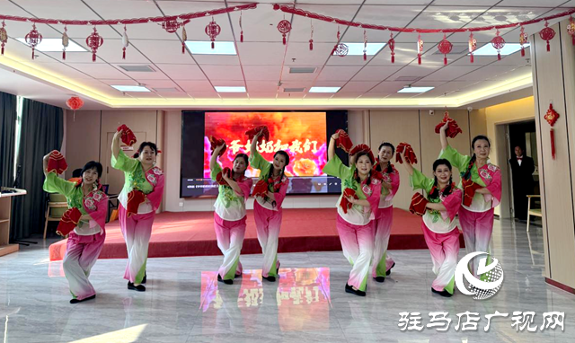 駐馬店市文化館重陽(yáng)節(jié)文藝演出走進(jìn)為老服務(wù)中心 ?