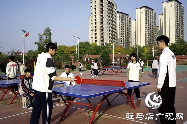 駐馬店市樹人高級(jí)中學(xué)：競(jìng)技與藝術(shù)交織 多元活動(dòng)點(diǎn)亮校園生活