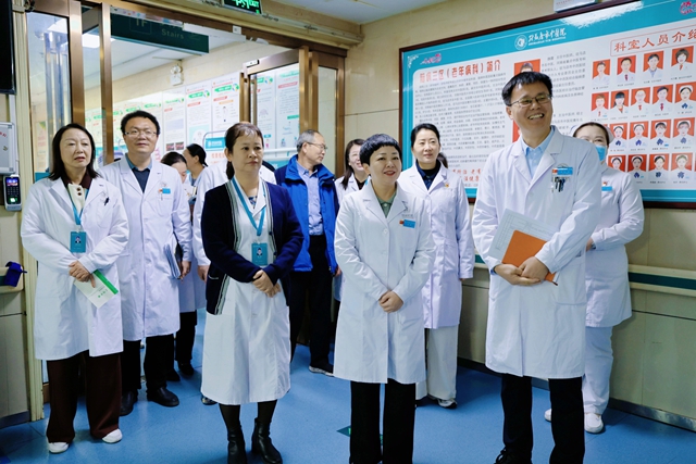 聚焦一線提質(zhì)量 優(yōu)化服務(wù)促發(fā)展——駐馬店市中醫(yī)院開(kāi)展行政大查房