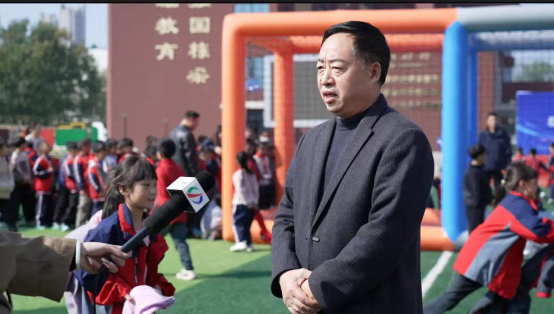 童心探未來 智慧燃夢想—— 駐馬店市第十六小學舉行首屆科技節(jié)活動