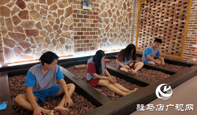 ??駐馬店:“暖經(jīng)濟”隨氣溫走低升溫 汗蒸洗浴成冬日休閑熱門??