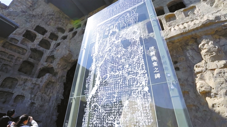 從龍門到殷墟 “數(shù)字”守護漢字