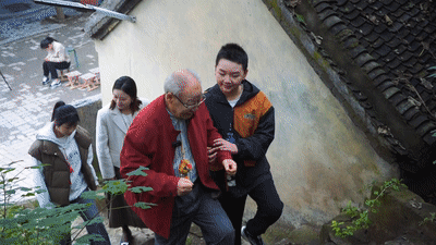 文化中國(guó)行·歲時(shí)中國(guó)｜重陽：登高敬耆