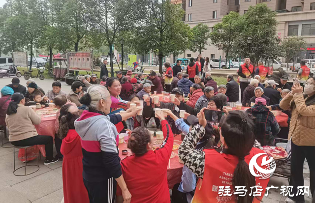 愛(ài)滿金秋 情暖重陽(yáng)