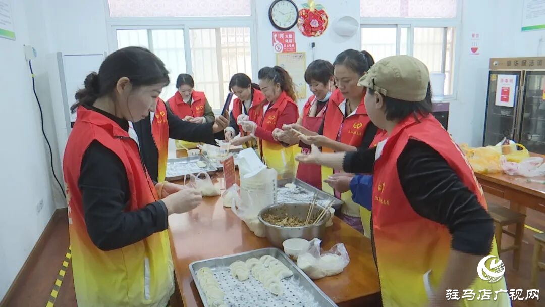 正陽(yáng)縣:愛(ài)心餃子宴 情滿福利院