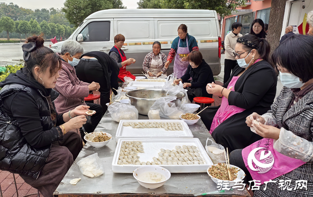 駐馬店經(jīng)濟(jì)開(kāi)發(fā)區(qū)開(kāi)源辦事處刁莊村委開(kāi)展重陽(yáng)敬老活動(dòng)