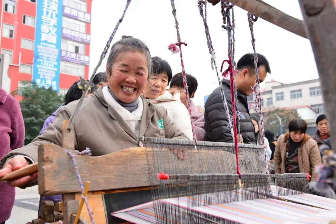 豫黔聯(lián)動繪盛景！2025上蔡重陽節(jié)的溫暖與活力定格在這個景區(qū)