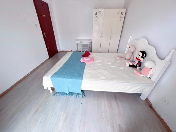 房屋租賃期間，室內(nèi)物品損壞誰(shuí)擔(dān)責(zé)