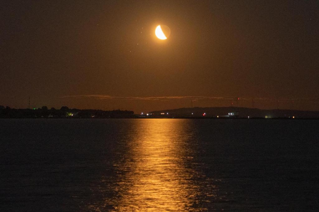 11月6日上演月掩昴星團(tuán)，請(qǐng)準(zhǔn)備好望遠(yuǎn)鏡！