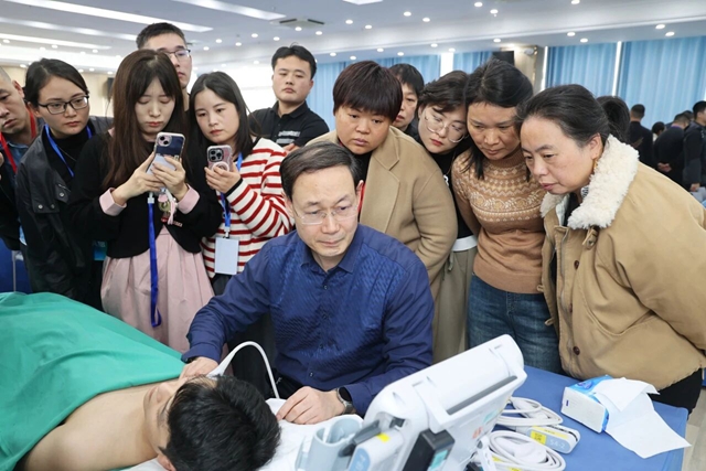 2025年駐馬店市基層麻醉超聲可視化操作技術(shù)培訓(xùn)班在市中心醫(yī)院成功舉辦