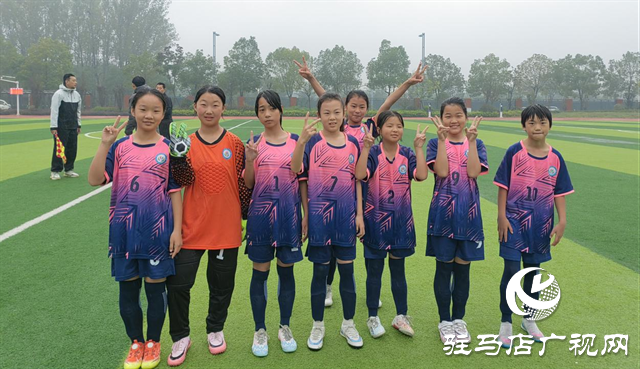 綠茵競風(fēng)采 拼搏鑄華章 ——駐馬店市第五十一小學(xué)第九屆“市長杯”校園足球聯(lián)賽賽后紀(jì)實(shí)