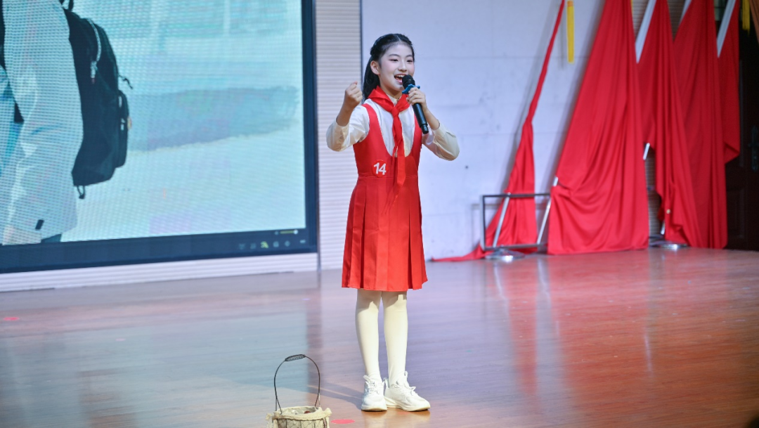  駐馬店實驗小學舉辦鑄牢中華民族共同體意識演講比賽