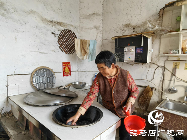 【天中光榮榜】李小妮：沒有圍墻的院子 勝過親人的鄰里