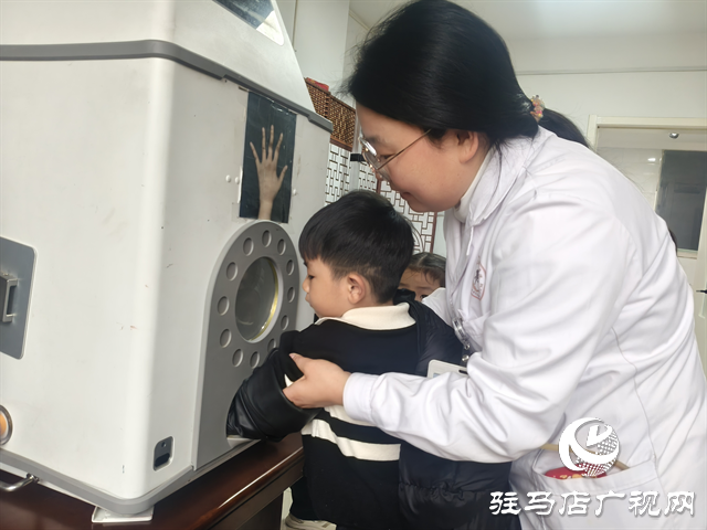  駐馬店爾康中醫(yī)院開展兒童青少年生長發(fā)育公益義診活動