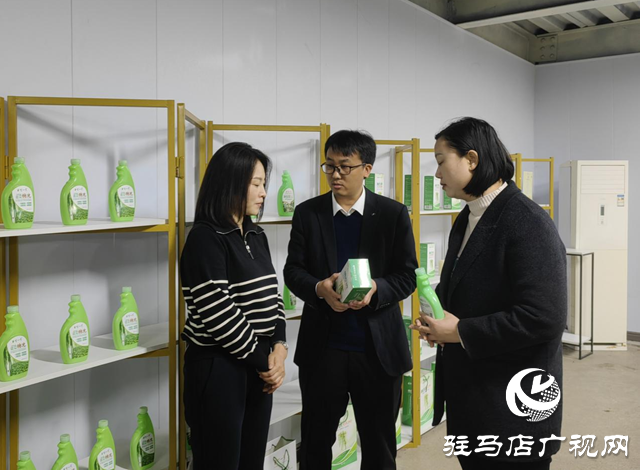 喬新鍵：絲瓜瓤中解鎖“除油黑科技” 匠心走出暖心共富路