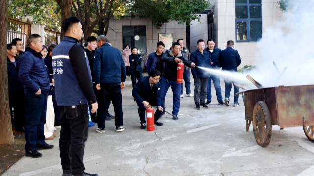 國網(wǎng)平輿縣供電公司:開展消防培訓(xùn) 筑牢安全防線