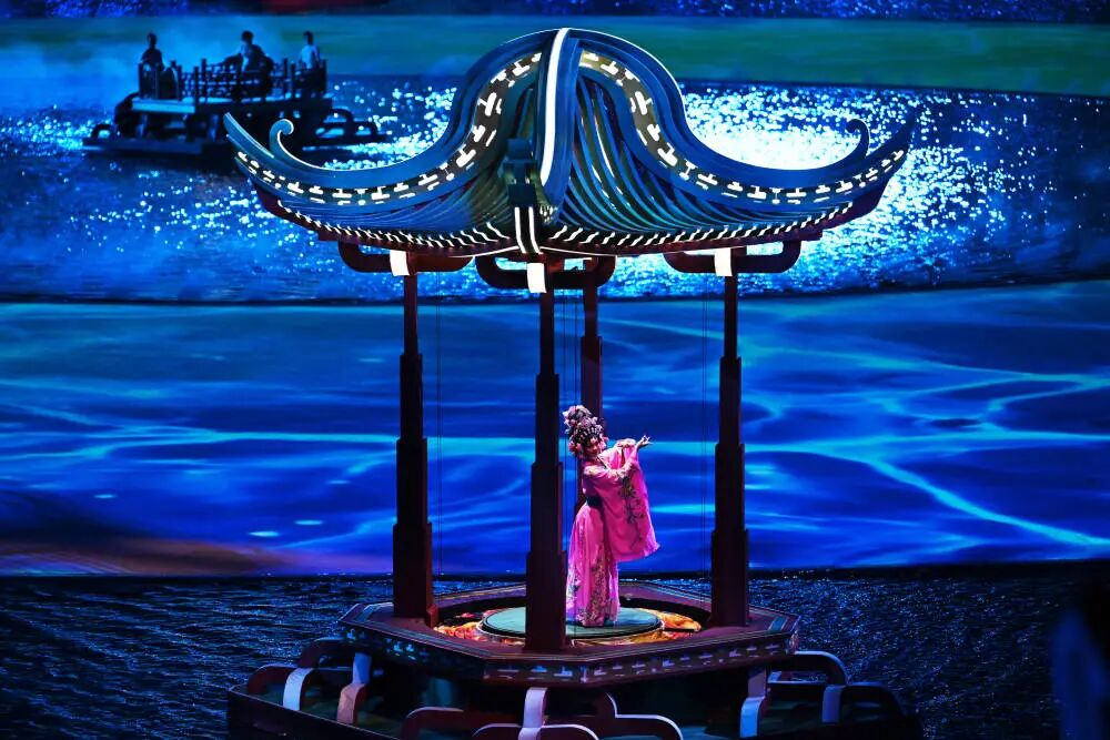 來，找一找全運會上的傳統(tǒng)文化元素