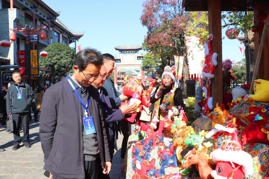 2025年駐馬店市全民終身學(xué)習(xí)之驛城文化傳承參觀活動走進(jìn)皇家驛站