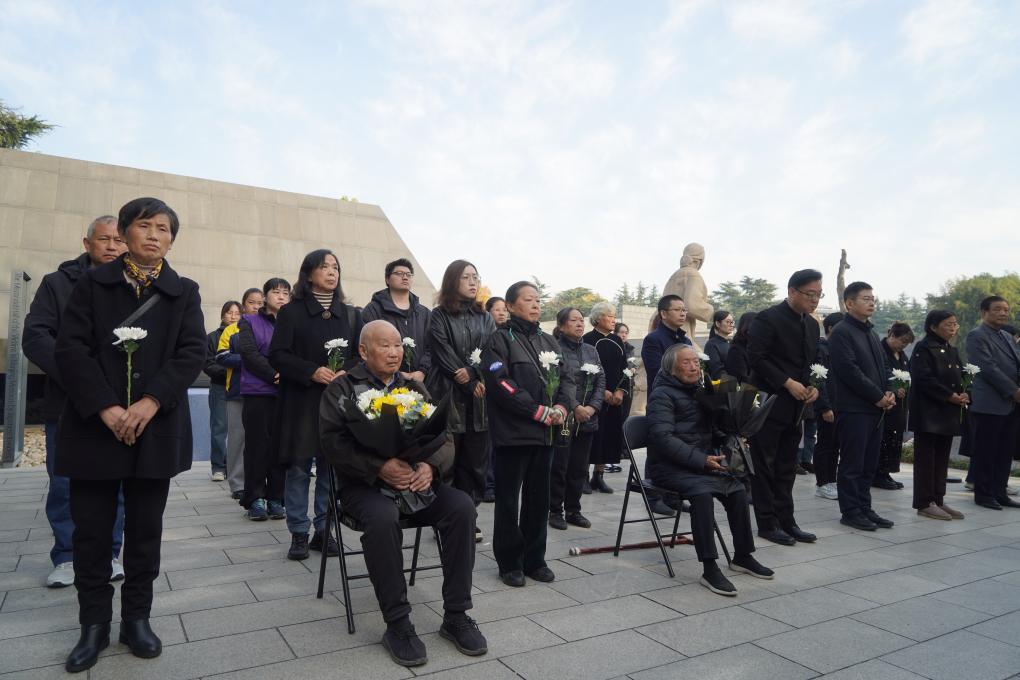 南京舉行大屠殺死難者家庭祭告活動(dòng) 在世幸存者僅剩24人