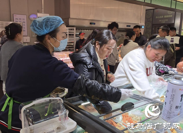 天氣轉(zhuǎn)涼 超市火鍋食材銷量攀升