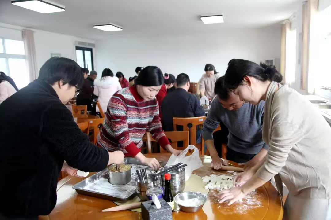 正陽縣檢察院組織開展迎冬至包餃子活動(dòng)