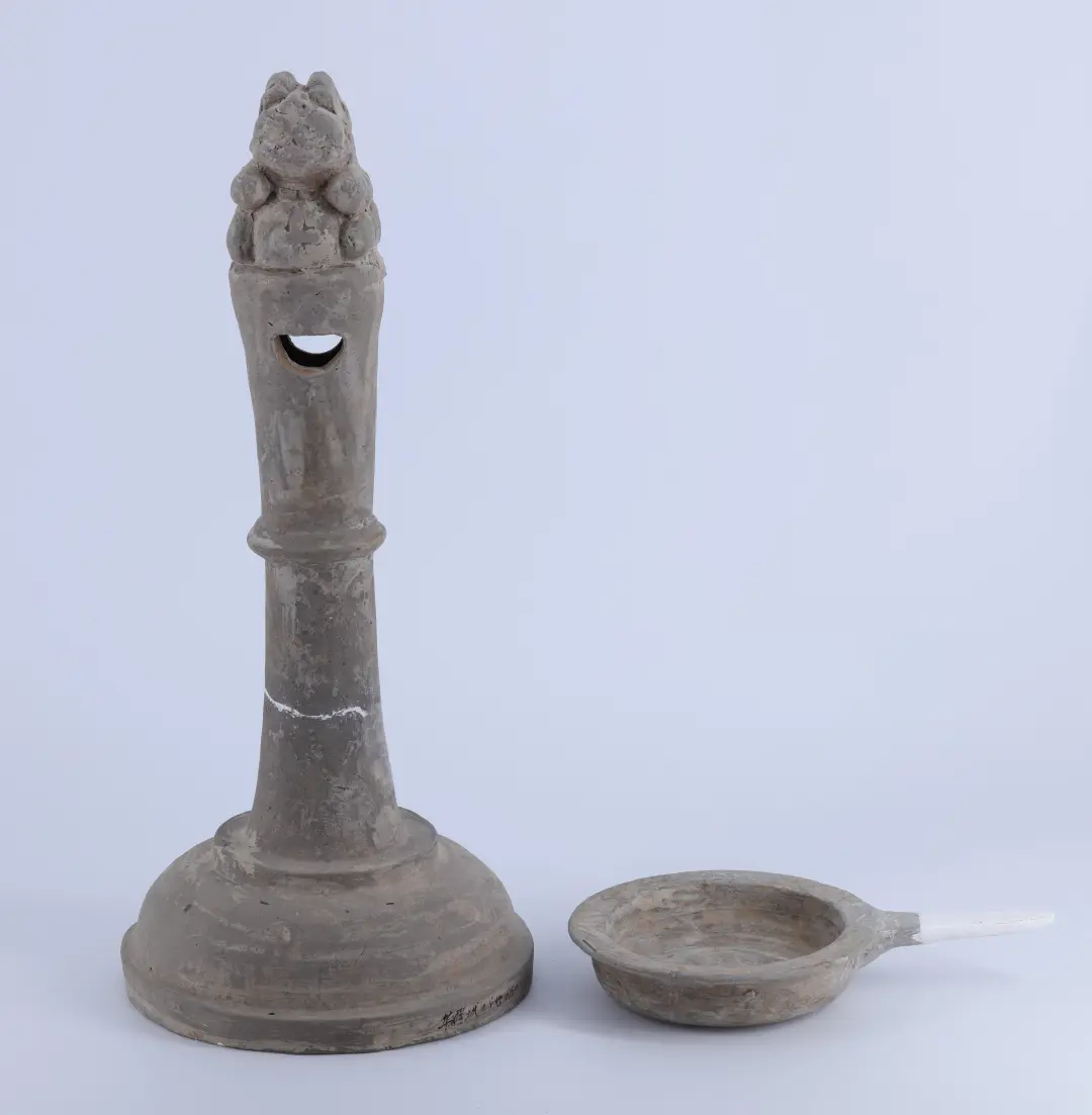 文博日歷丨古人的熨斗上有個會打招呼的瑞獸