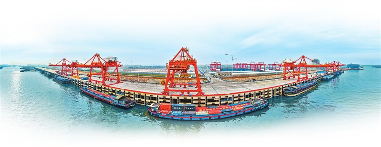 河南省投運(yùn)首個(gè)百萬級(jí)專用集裝箱碼頭