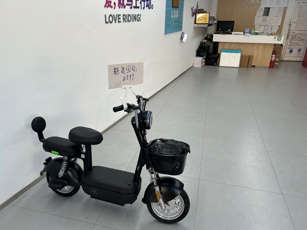 門店新國標(biāo)電動自行車扎堆，消費者為何仍觀望？