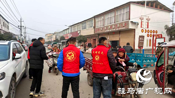 平輿縣李屯鎮(zhèn):法治宣傳“趕大集” 掃黑除惡入民心