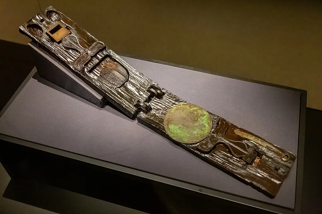 設(shè)計(jì)合理、攜帶方便 這就是戰(zhàn)國便攜“梳妝盒”