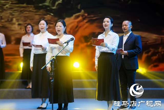 天中職工歡歌迎新春 文化夜校秀出“星”風(fēng)采