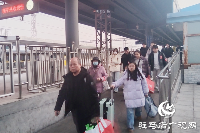 西平火車站調(diào)圖增能 加開四趟列車優(yōu)化出行服務(wù)