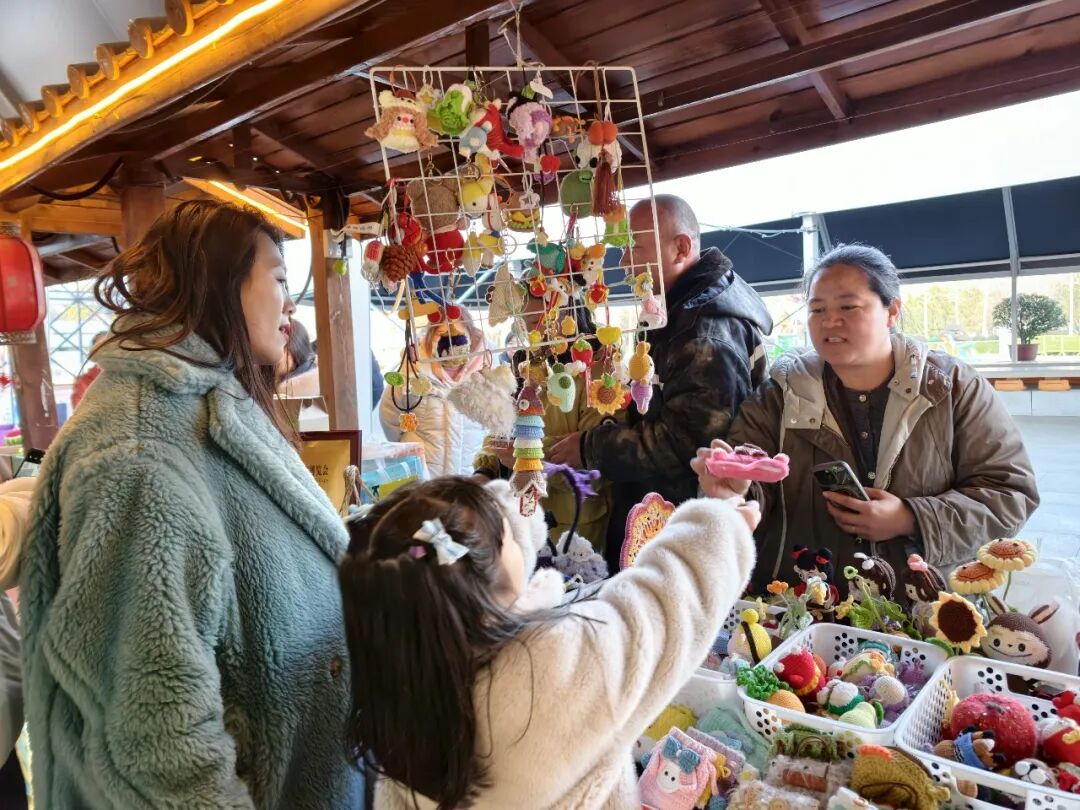 駝鈴與汽笛共鳴！鄭州上演絲路“古今同框”