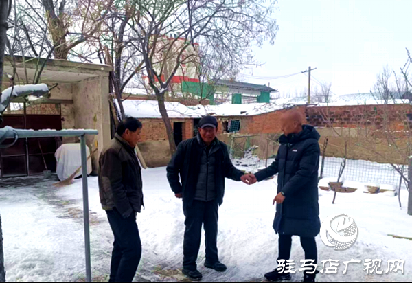 遂平縣花莊鎮(zhèn)：清雪除障戰(zhàn)嚴(yán)寒 干群同心保暢通