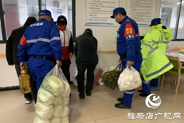 黨建引領聚合力 志愿服務暖寒冬