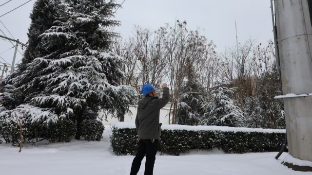 國(guó)網(wǎng)泌陽縣供電公司：雪后光纜特巡 筑牢電網(wǎng)通信“生命線”
