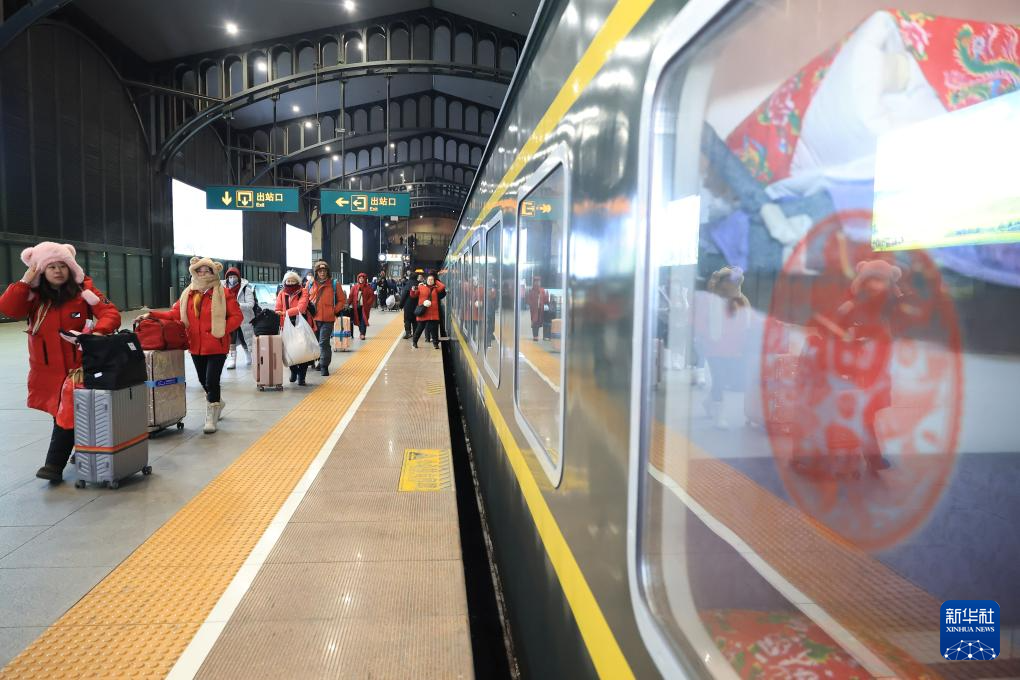 東北民俗”列車首迎大型國際旅游團(tuán)